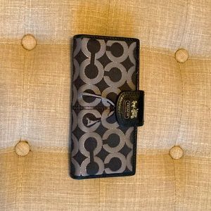 Coach wallet